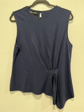 Montgomery Post/ Stitch Fix Sleeveless Twist-Detail Navy Women's Top